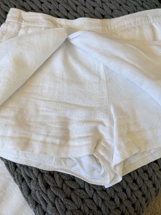 Linen skort - Picture 2 of 5